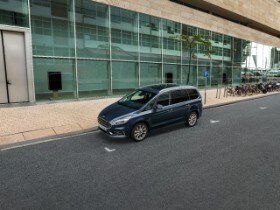 2019 Ford Galaxy